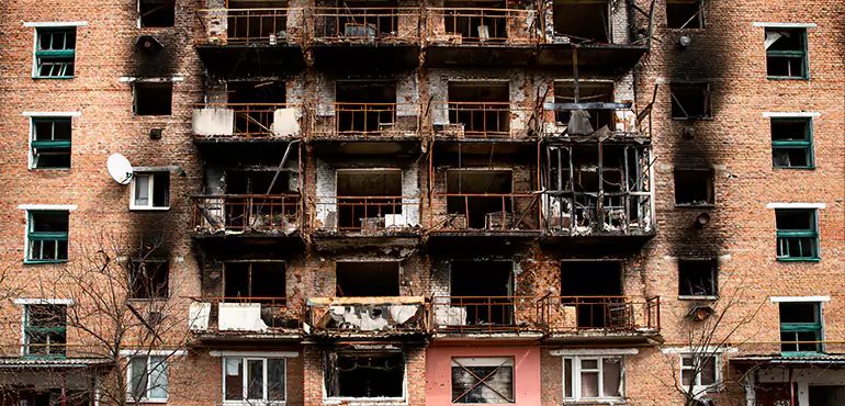 Why Homeowners Choose Us to Sell Their Distressed Homes in Detroit