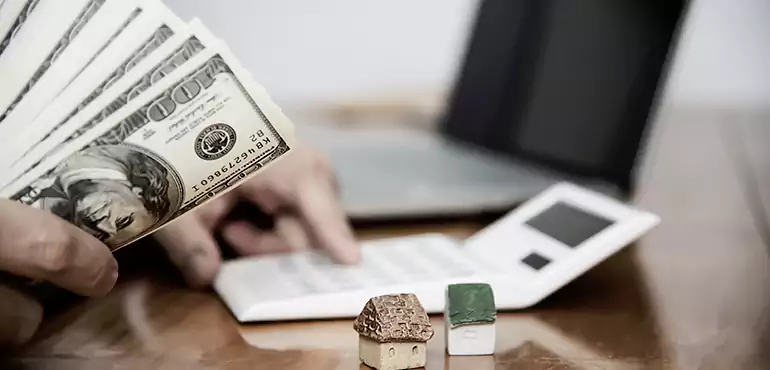 Why Choose Detroit Home Buyers For Selling A Quick House in Detroit, MI?