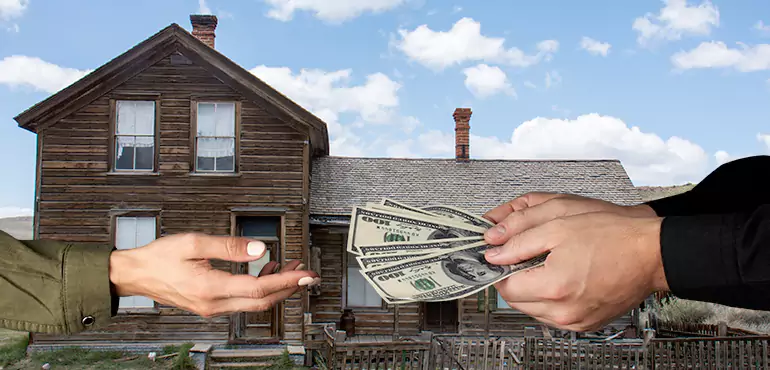 Selling Property Below Market Value in Detroit, MI